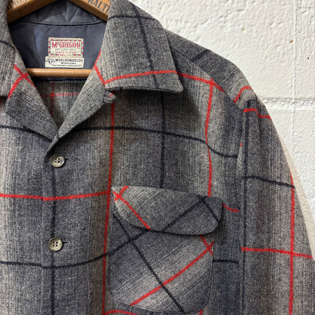 50's McGregor stepped hem wool shirt (ML/ mint condition)