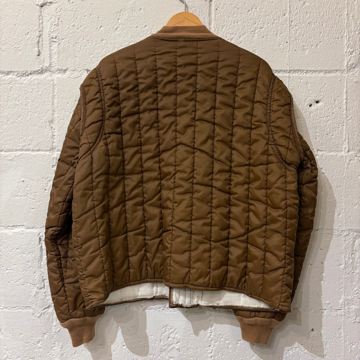 70's nylon quilting work jacket (size L mint condition)