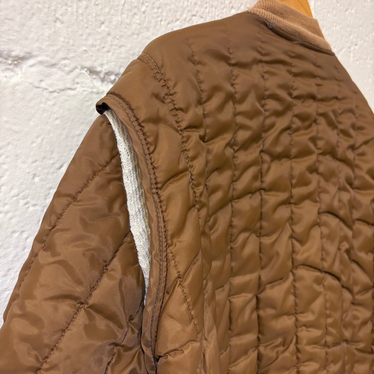 70's nylon quilting work jacket (size L mint condition)