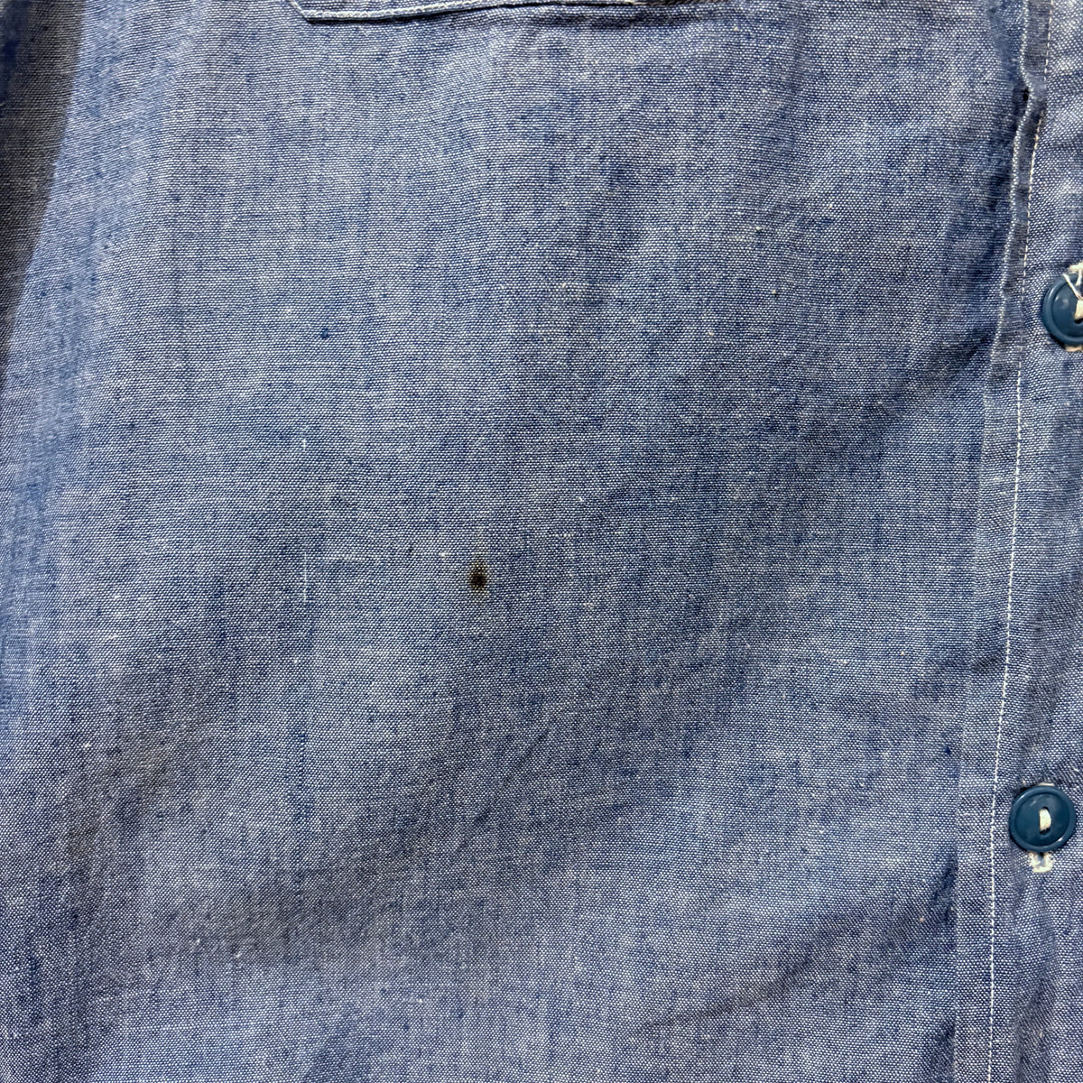 early 50's U.S.N. chambray shirt (mint condition)