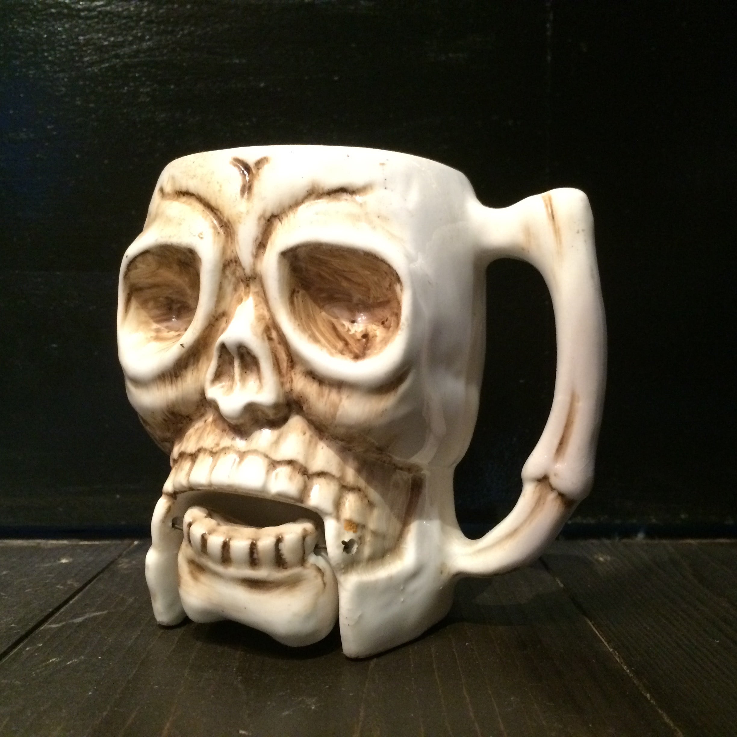 50’s skull mug made in JAPAN