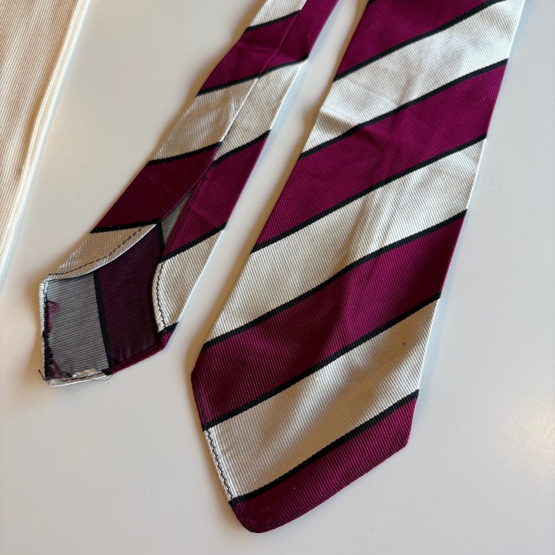 N.O.S. 30's~ British scarf and neck-tie