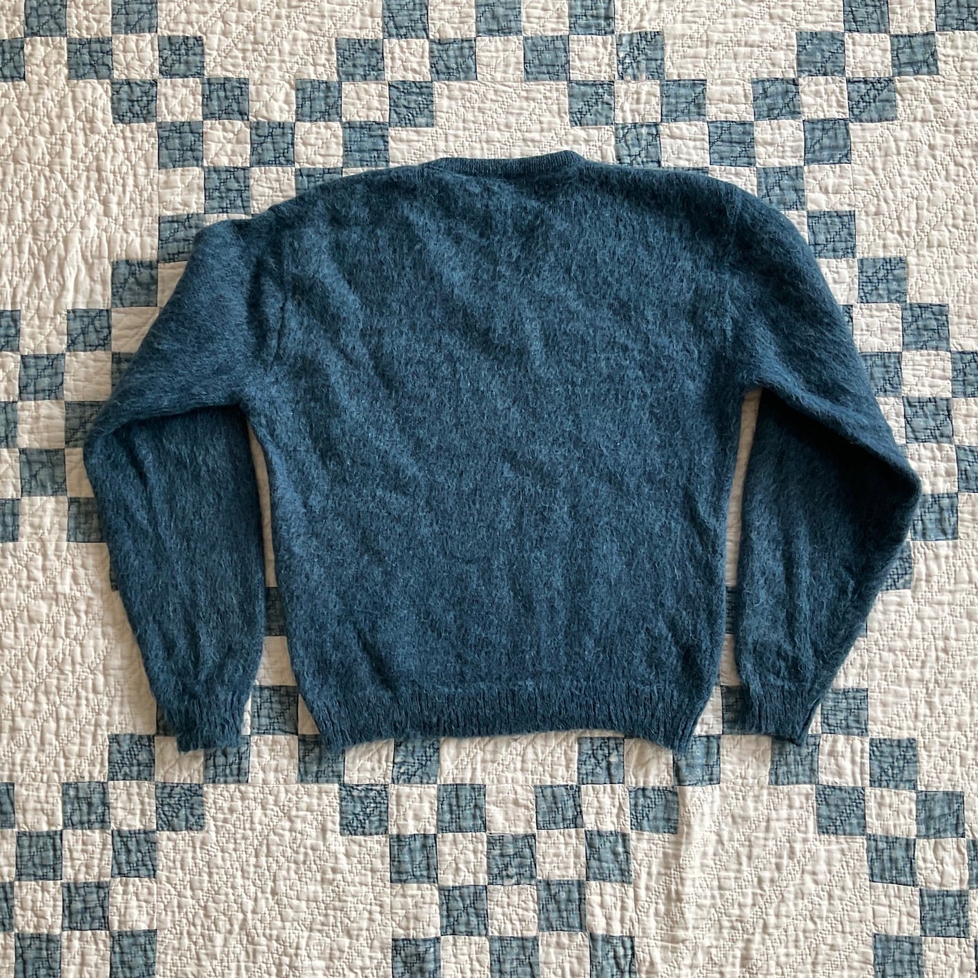60's Brent mohair V-neck sweater (mint condition)