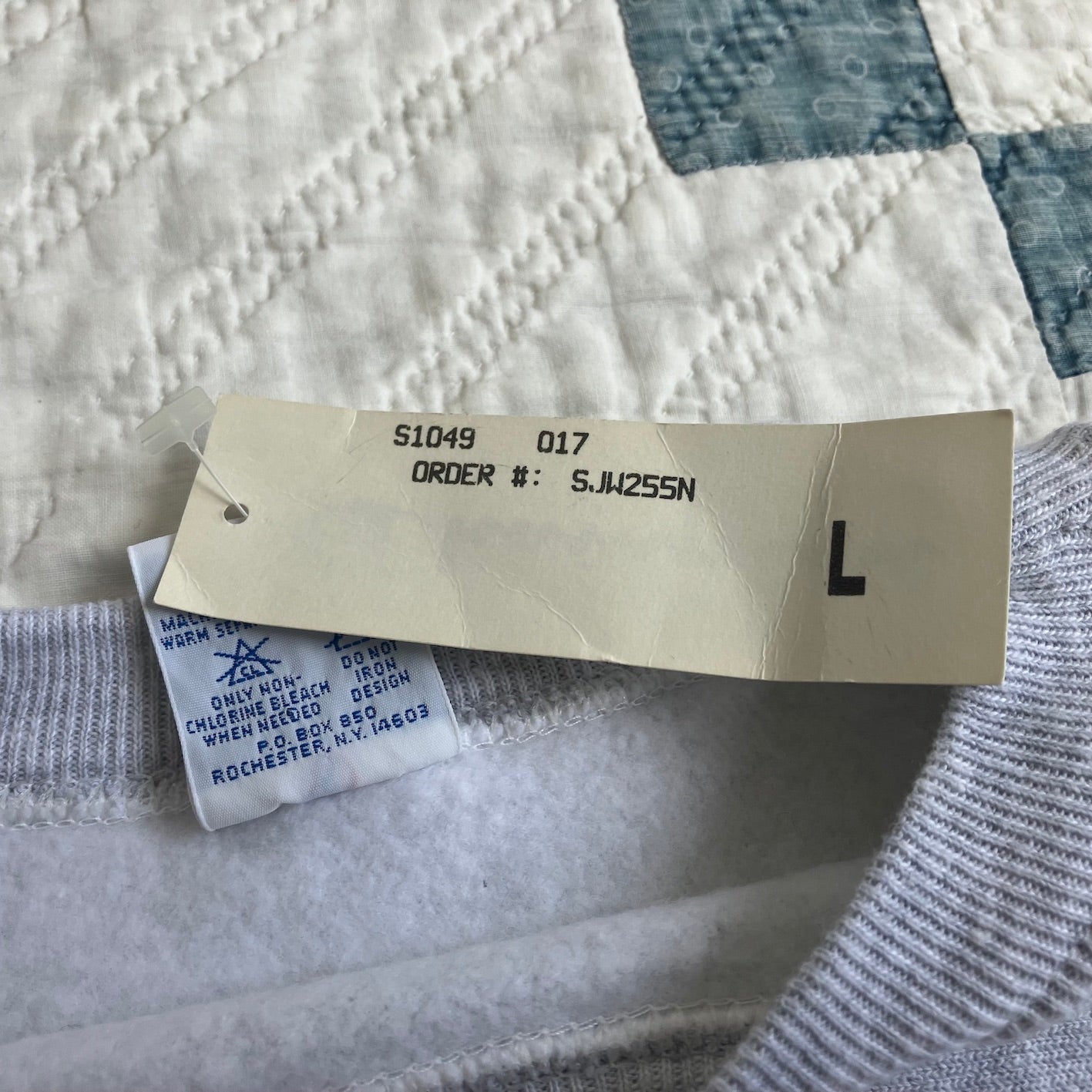 N.O.S. 90's Champion Reverse Weave "MARSHALL" made in USA