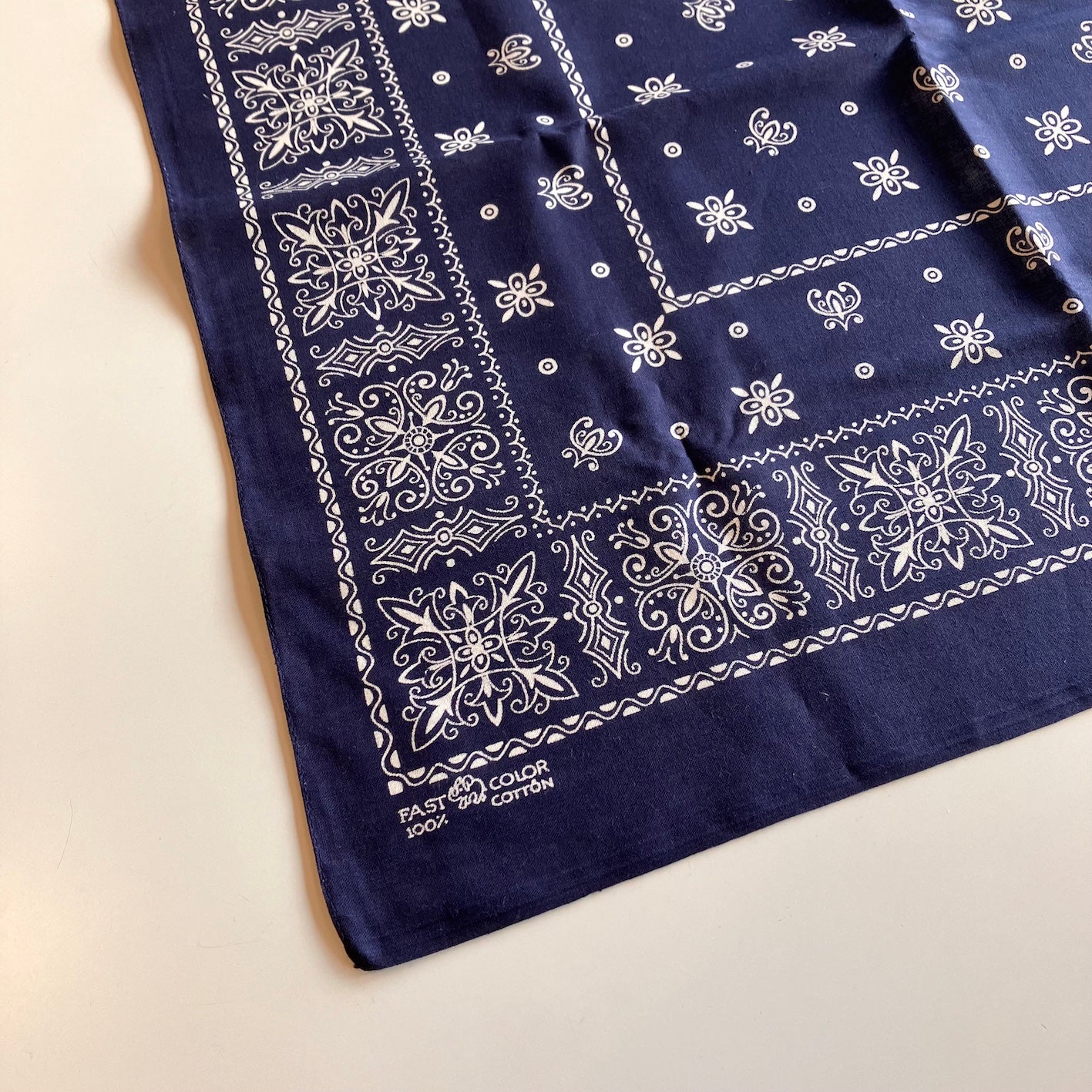 N.O.S. 60's "Trunk Up" bandana