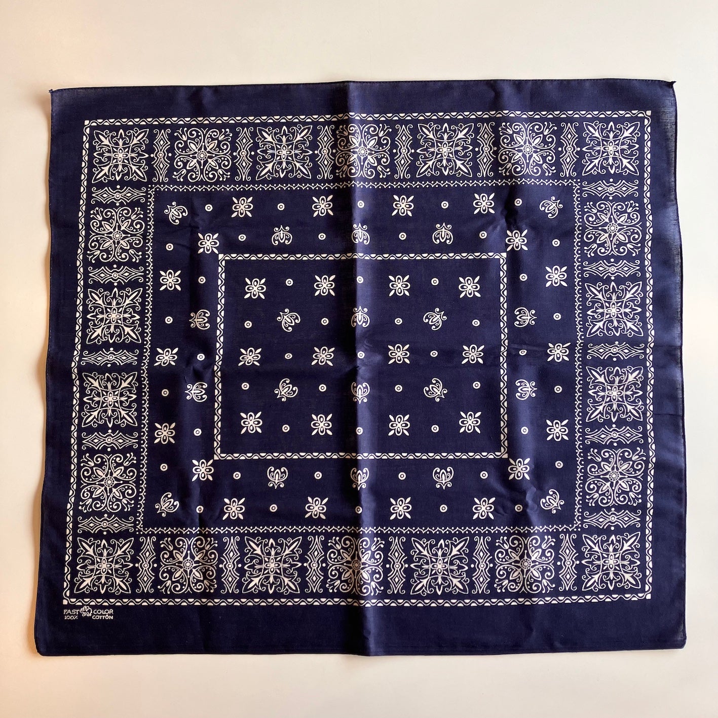 N.O.S. 60's "Trunk Up" bandana