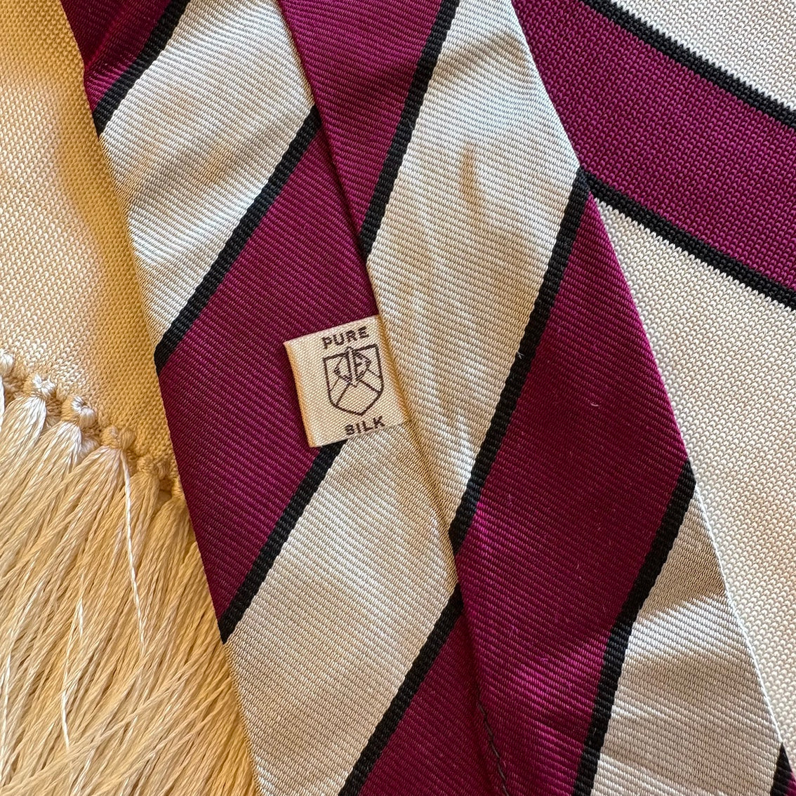N.O.S. 30's~ British scarf and neck-tie