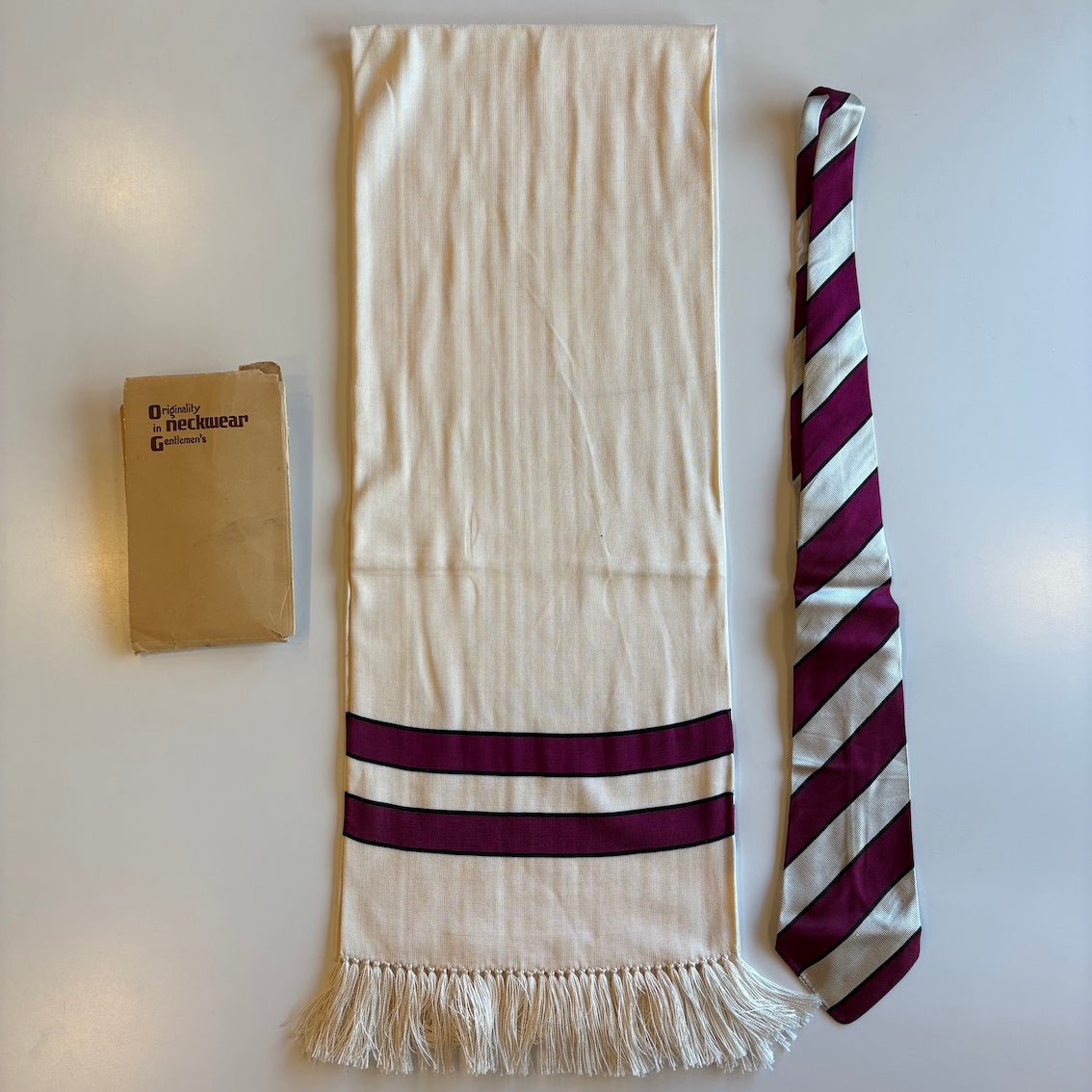 N.O.S. 30's~ British scarf and neck-tie
