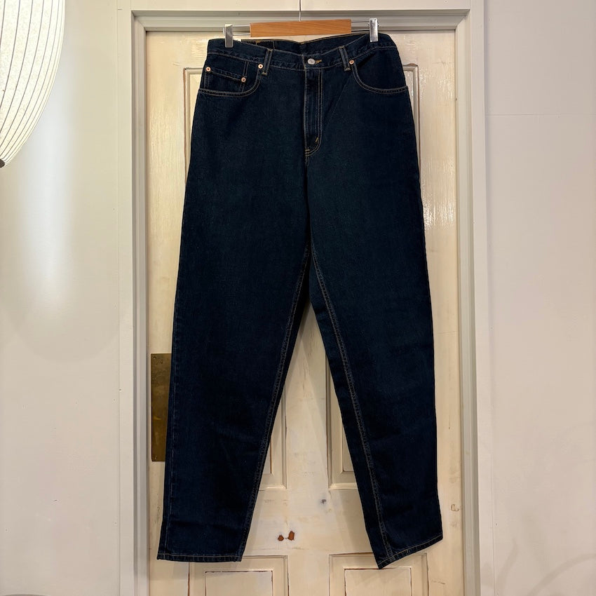 N.O.S. 99's Levi's 560 made in Mexico