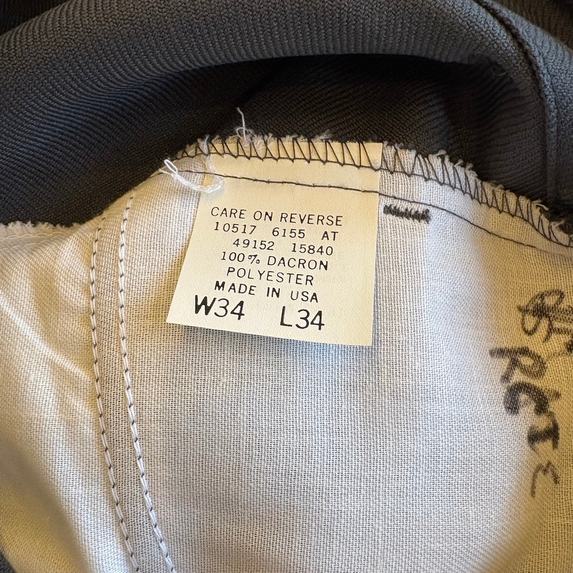N.O.S. 90’s Levi’s 517 STA-PREST made in USA W34